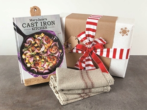 Cast Iron Kitchen Holiday Gift Bundle 