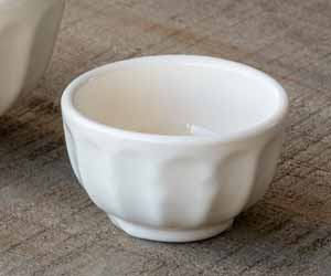 Creamware Vintage-Style Bowl, 2.5" 